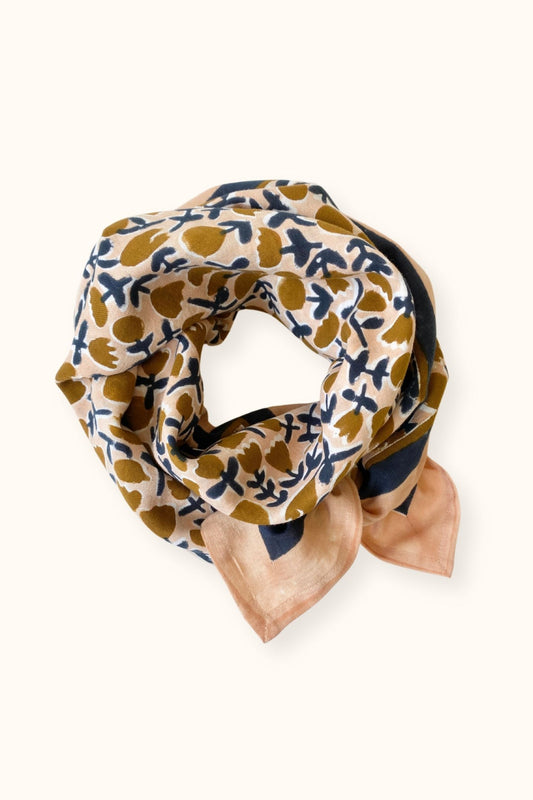 Big foulard Latika "Tulipe" | Macadamia