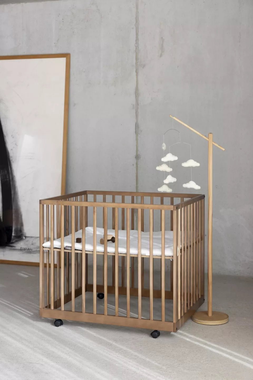 Pied en bois pour mobile - SMART Babyshop - Quax